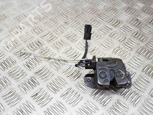 Used Tailgate lock KIA SPORTAGE II (JE_, KM_) 2.0 16V 4WD (141 hp) 10073495