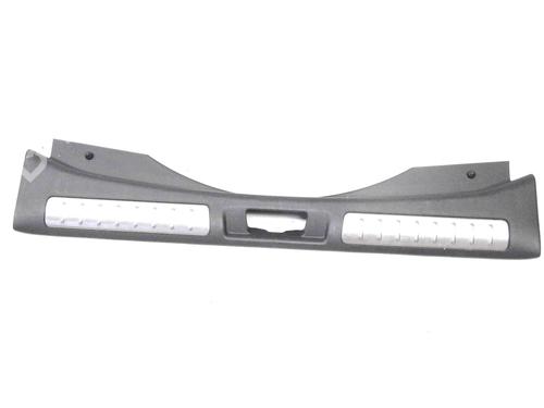 Pynteleist til bakluke LAND ROVER RANGE ROVER EVOQUE (L538) 2.0 D 4x4 (180 hp) 30232198