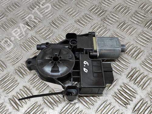 Used Right rear window motor Right rear window motor VW GOLF VII (5G1, BQ1, BE1, BE2) 2.0 GTI (230 hp) 19427865 19427865