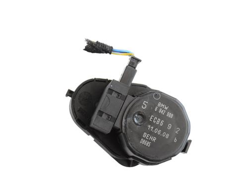 Used Electronic module Electronic module BMW 6 Convertible (E64) 635 d (286 hp) 33358696 33358696