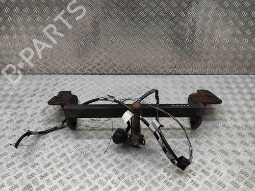 Used Tow ball/Mechanism TOYOTA AURIS Estate (_E18_) 1.4 D-4D (NDE180_) (90 hp) 22999340