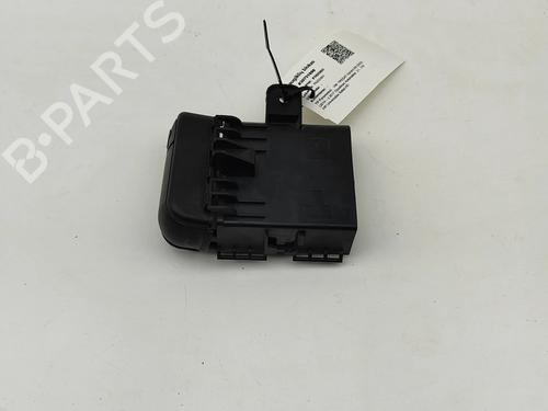 Used Fuse box VW PASSAT B8 Variant (3G5, CB5) 2.0 TDI (150 hp) 27092192