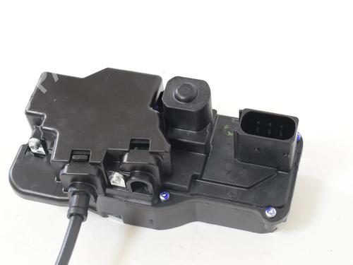 Rear left lock TESLA MODEL S (5YJS) 75D AWD | BP33371593C100 - Image 4