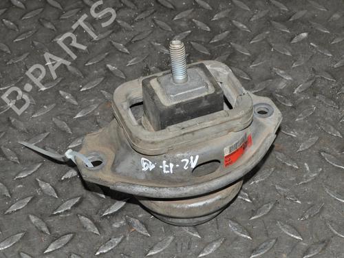 Used Engine mount LAND ROVER RANGE ROVER IV (L405) 4.4 SDV8 4x4 (340 hp) 30216081