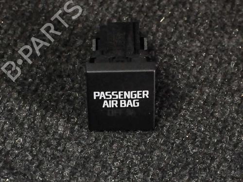 Used Switch SKODA FABIA II (542) 1.4 TDI (80 hp) 6720662