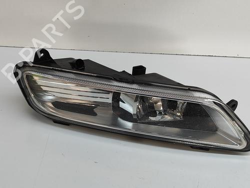 Used Right front fog light VW PASSAT B7 (362) 1.6 TDI (105 hp) 24581666
