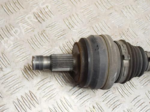 Left rear driveshaft MERCEDES-BENZ C-CLASS (W205) C 220 BlueTEC / d (205.002, 205.004) | BP10915236M40