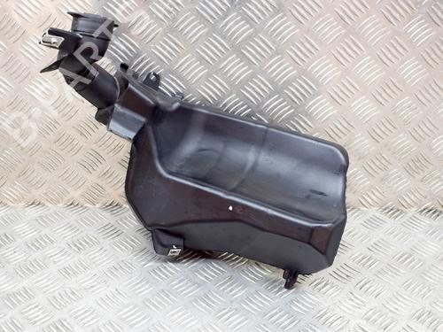 windscreen-washer-tank-tesla-model-3-5yj3-2017-27756728 main image