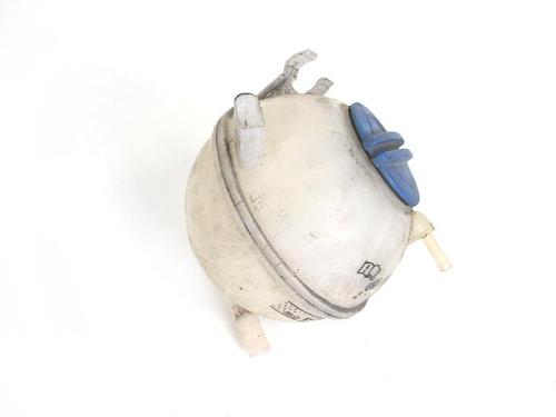Used Expansion tank VW PASSAT B7 Variant (365) 1.6 TDI (105 hp) 30259010