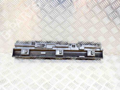 Support BMW 3 (F30, F80) 320 d | BP8839504C155