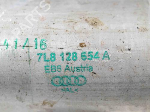 Używane Rura intercoolera VW TOUAREG (7P5, 7P6) 4.2 V8 TDI (340 hp) 30285115