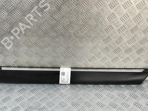 Used Door moulding trim AUDI V8 (441, 442, 4C2, 4C8) 4.2 quattro (280 hp) 25219529