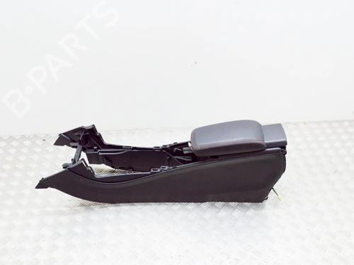 Used Middle console MERCEDES-BENZ CLA Coupe (C117) CLA 220 CDI / d (117.303) (177 hp) 14620084