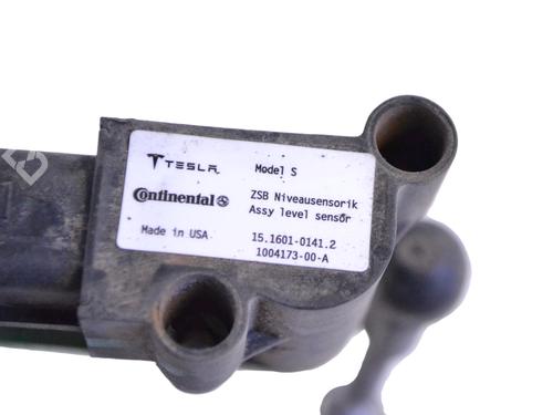 Electronic sensor TESLA MODEL S (5YJS) 70D AWD | BP30282522M84  - Image 5