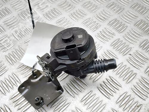 Ekstra vandpumpe Ekstra vandpumpe BMW X5 (G05, F95) xDrive 45 e Plug-in Hybrid (394 hp) 36358491 36358491