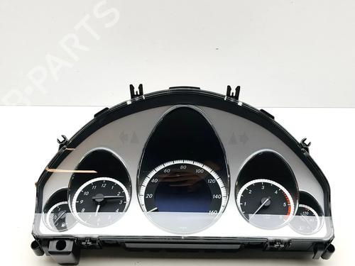 Used Instrument cluster Instrument cluster MERCEDES-BENZ E-CLASS (W212) E 220 CDI / BlueTEC (212.001, 212.002) (170 hp) 39958608 39958608