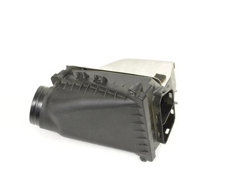 Used Air filter box LAND ROVER RANGE ROVER IV (L405) 4.4 SDV8 4x4 (340 hp) 30215598