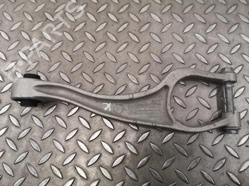 Used Left rear suspension arm Left rear suspension arm MERCEDES-BENZ G-CLASS (W463) AMG G 65 (463.274, 463.275) (630 hp) 33368753 33368753