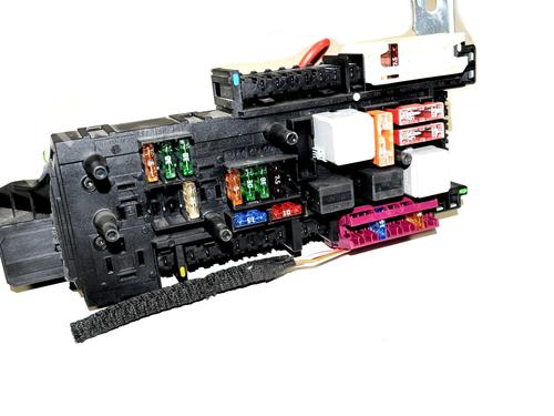 Used Fuse box Fuse box MERCEDES-BENZ E-CLASS Coupe (C207) E 350 CDI (207.323) (265 hp) 9903545 9903545