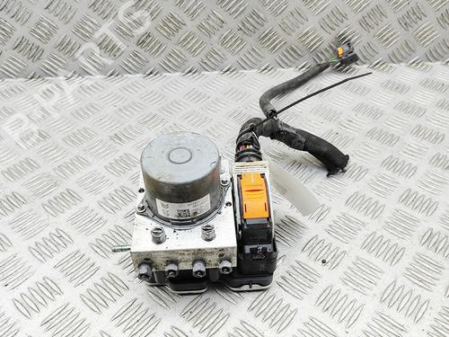 Used ABS pump ABS pump PEUGEOT 2008 II (UD_, US_, UY_, UJ_, UR_, UC_) e-2008 (UKZKXZ) (136 hp) 33549730 33549730