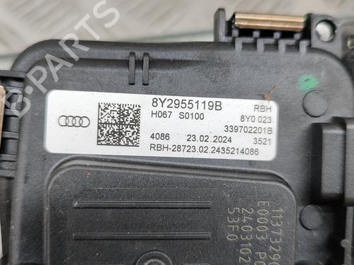 Front wipers mechanism AUDI A3 Limousine (8YS, 8YM) 35 TFSI Mild Hybrid | BP27792745C83 