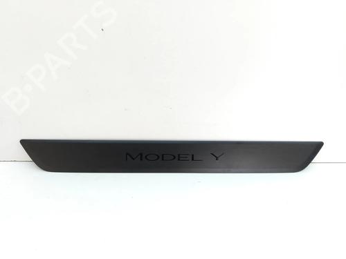 Used Step Step TESLA MODEL Y (5YJY) EV Performance All-wheel Drive (462 hp) 33363563 33363563