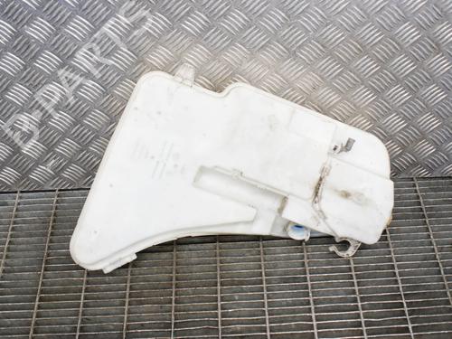 windscreen-washer-tank-bmw-5-touring-f11-525-d-7196949-7178745-7226707-7226708-2009-2010-2011-2012-2013-2014-2015-2016-2017-6754338 main image