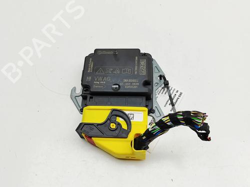 Used ECU airbags AUDI A3 Limousine (8YS, 8YM) S3 TFSI quattro (310 hp) 31113137