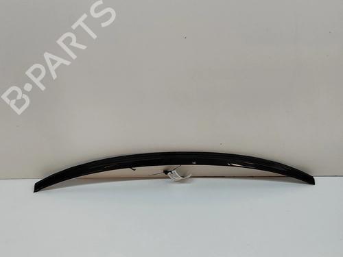 Used Third brake light Third brake light JAGUAR XE (X760) 2.0 D (180 hp) 24819253 24819253