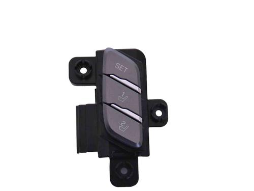 Używane Przełącznik HYUNDAI IONIQ (AE) Electric (120 hp) 30282963