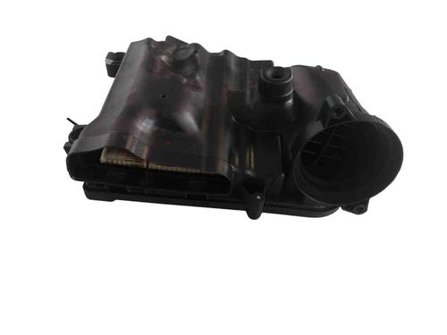 Used Air filter box MERCEDES-BENZ C-CLASS (W205) C 450 AMG 4-matic (205.064) (367 hp) 30252916