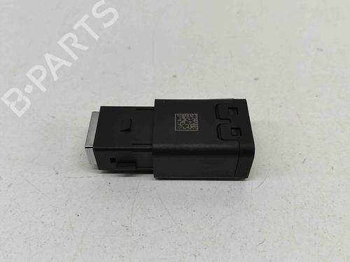 Module électronique PEUGEOT 2008 II (UD_, US_, UY_, UJ_, UR_, UC_) 1.2 PureTech 130 (USHNS, URHNS) (130 hp) 28553235