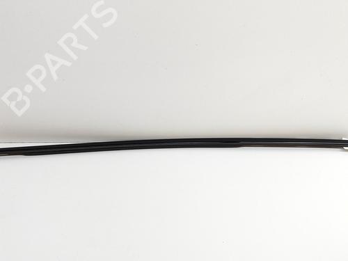 Used Door moulding trim PEUGEOT 2008 II (UD_, US_, UY_, UJ_, UR_, UC_) e-2008 (UKZKXZ) (136 hp) 27780384