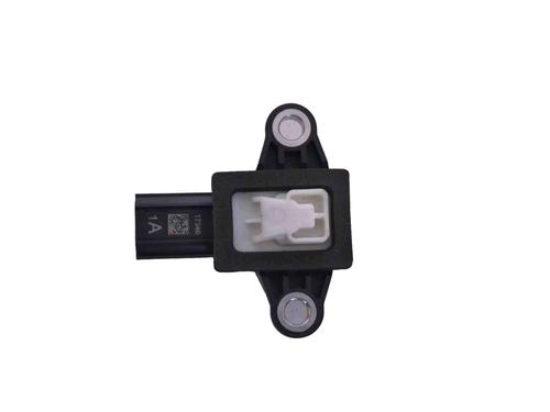 Used Electronic sensor HYUNDAI TUCSON (TL, TLE) 1.6 CRDi (136 hp) 30268082