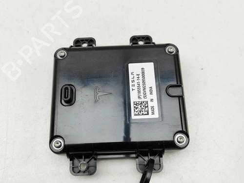 Used Electronic module Electronic module TESLA MODEL Y (5YJY) EV (347 hp) 33465015 33465015