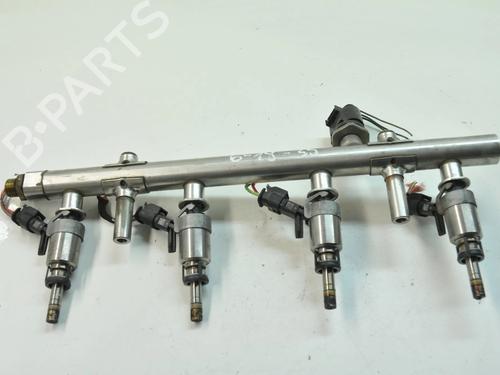Used Injection rail AUDI A1 Sportback (8XA, 8XF) S1 quattro (231 hp) 9873887