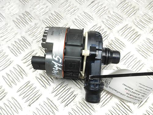 Used Auxiliary water pump Auxiliary water pump BMW 3 Touring (G21, G81) 330 e Plug-in-Hybrid (292 hp) 33389746 33389746