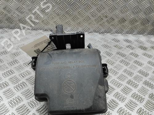 Used Fuse box Fuse box IVECO DAILY VI Platform/Chassis 33S16, 35S16, 35C16, 40C16, 42S16, 50C16 (156 hp) 36045381 36045381