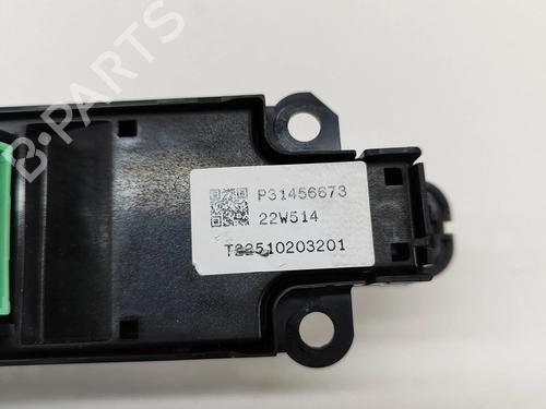 Switch VOLVO XC40 (536) B4 Mild-Hybrid | BP27776267I30 