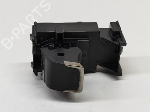 Used Left rear window switch LEXUS ES (_Z10_, _A10_, _H10_) 300h (AXZH10, AXZH11) (218 hp) 27767097