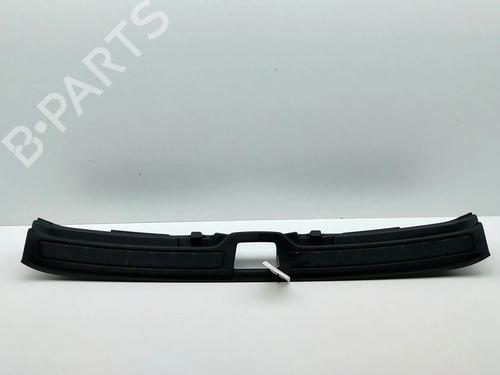 Used Tailgate trim Tailgate trim VOLVO XC40 (536) T5 Plug-in Hybrid (262 hp) 39989784 39989784