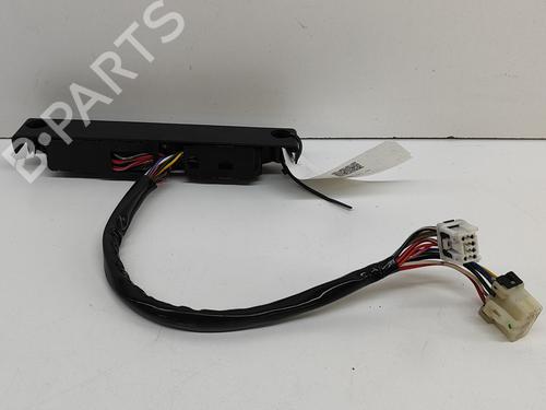 Switch INFINITI FX 35 All-wheel Drive | BP24580432I30