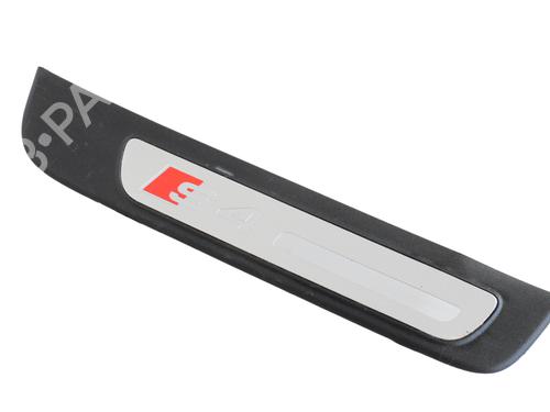 Used Step Step AUDI A4 B8 Avant (8K5) S4 quattro (333 hp) 33359470 33359470