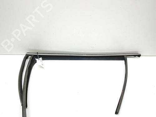 Used Door moulding trim Door moulding trim SKODA SUPERB IV Estate (NZ5) 1.5 TSI iV PHEV (204 hp) 36703711 36703711