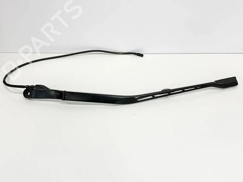 Used Front windshield wiper arm VOLVO V90 II Cross Country (236) T5 AWD (249 hp) 27747696
