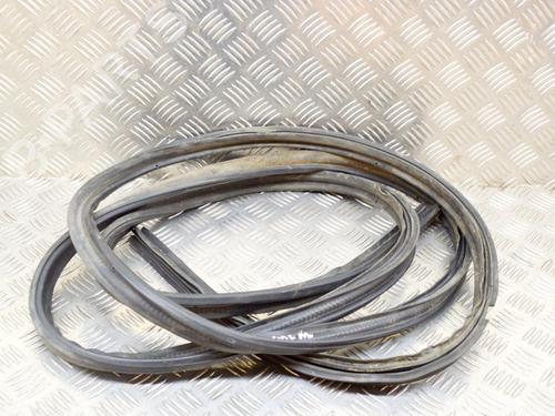 Used Rubber door seal MITSUBISHI GTO Coupe (Z1_A) 3.0 AWD (Z16A) (286 hp) 27751692