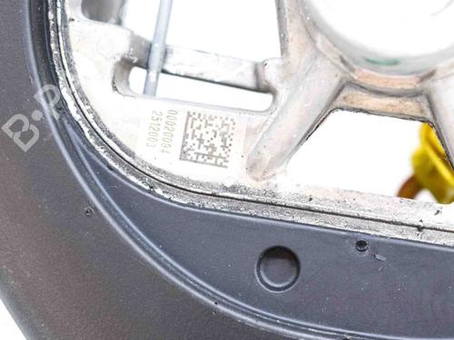Steering wheel PEUGEOT 3008 II SUV (MC_, MR_, MJ_, M4_) 1.2 THP/ PureTech 130 (MRHNSM, MRHNSU, MRHNSJ, MRHNYW,... | BP12927830C49 