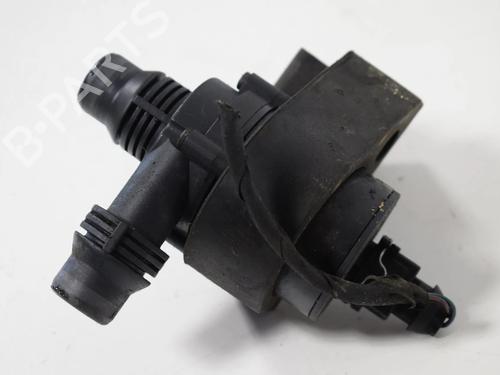 Auxiliary water pump BMW 5 (E60) 530 d | BP33372425M111 - Image 2