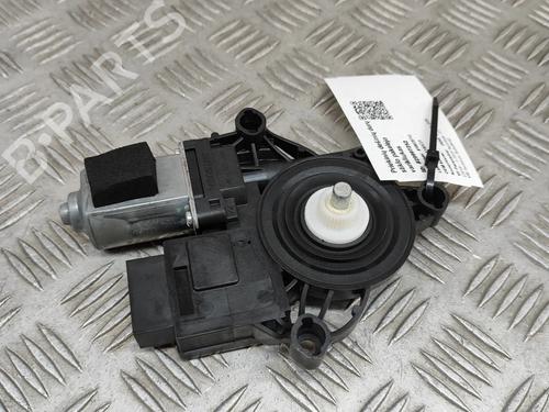 Right front window motor BMW 3 (G20, G80, G28) 320 i | BP25615133E20 - Image 5