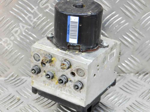 Used ABS pump RENAULT CLIO III (BR0/1, CR0/1) 1.2 16V (BR02, BR0J, BR11, CR02, CR0J, CR11) (75 hp) 8145657